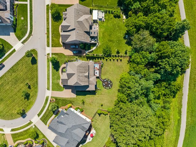 1052 Lawson Ln, Nolensville, TN 37135