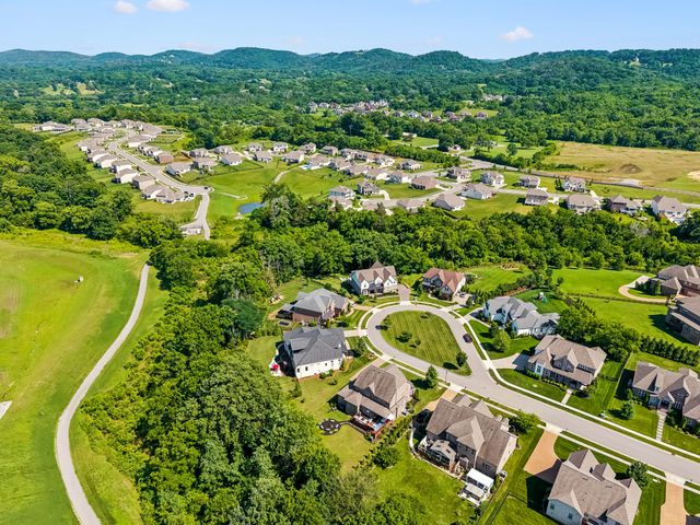 1052 Lawson Ln, Nolensville, TN 37135