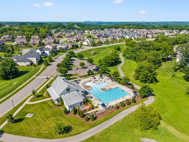 1052 Lawson Ln, Nolensville, TN 37135
