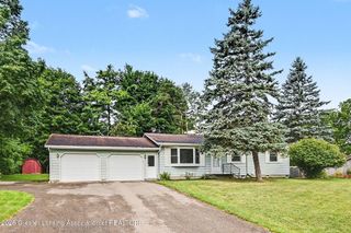 14664 Idylcrest Drive, Lansing, MI 48906