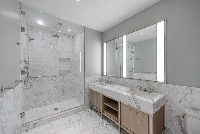 451 E Grand Avenue 4804, Chicago, IL 60611