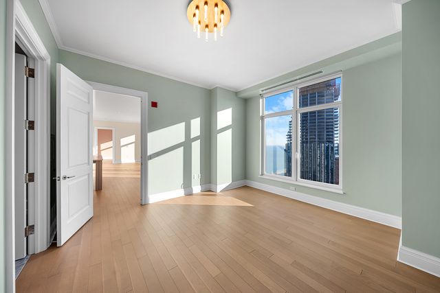 451 E Grand Avenue 4804, Chicago, IL 60611