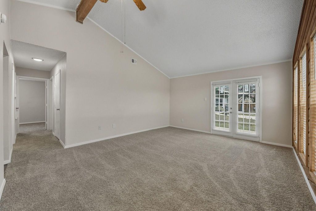 1914 Valley Hill CIR B, Austin, TX 78741