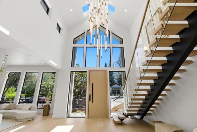 2316 Loma Prieta Lane, Menlo Park, CA 94025