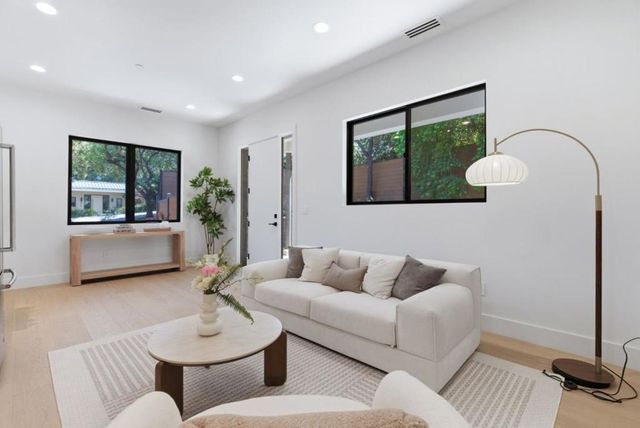 2316 Loma Prieta Lane, Menlo Park, CA 94025