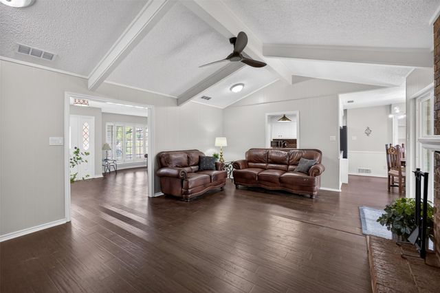 4607 Sachse Road, Sachse, TX 75048