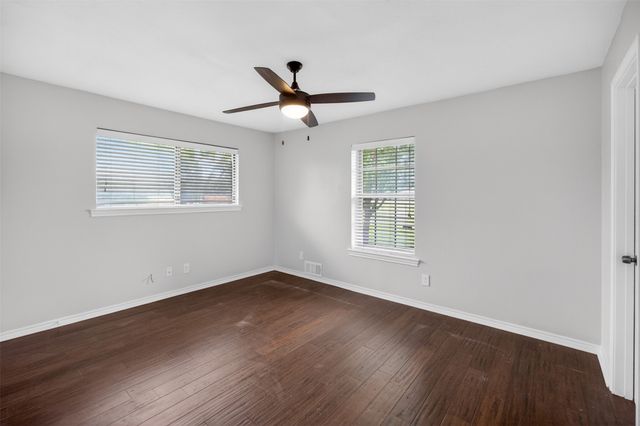 4607 Sachse Road, Sachse, TX 75048