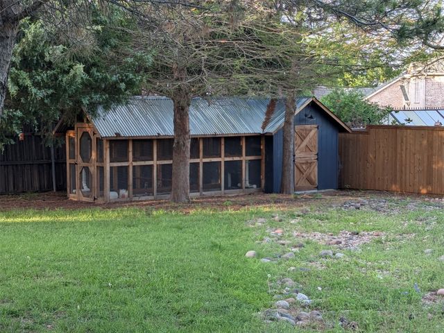 4607 Sachse Road, Sachse, TX 75048