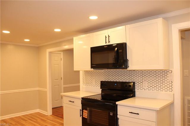 2004 Winfree RD, Hampton, VA 23663