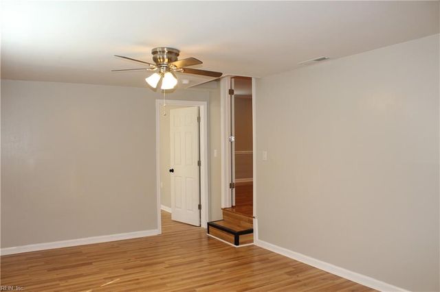 2004 Winfree RD, Hampton, VA 23663