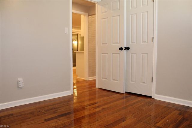 2004 Winfree RD, Hampton, VA 23663