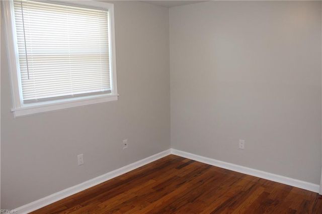 2004 Winfree RD, Hampton, VA 23663