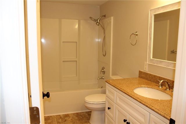 2004 Winfree RD, Hampton, VA 23663