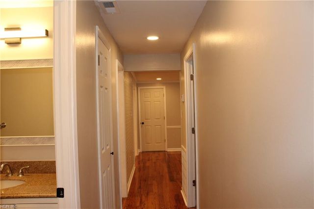 2004 Winfree RD, Hampton, VA 23663