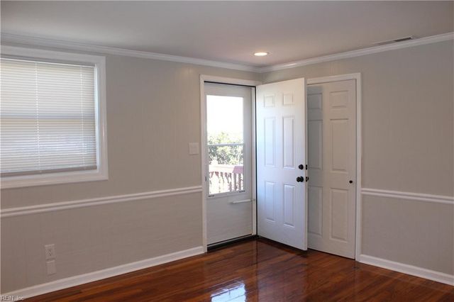 2004 Winfree RD, Hampton, VA 23663