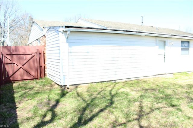 2004 Winfree RD, Hampton, VA 23663