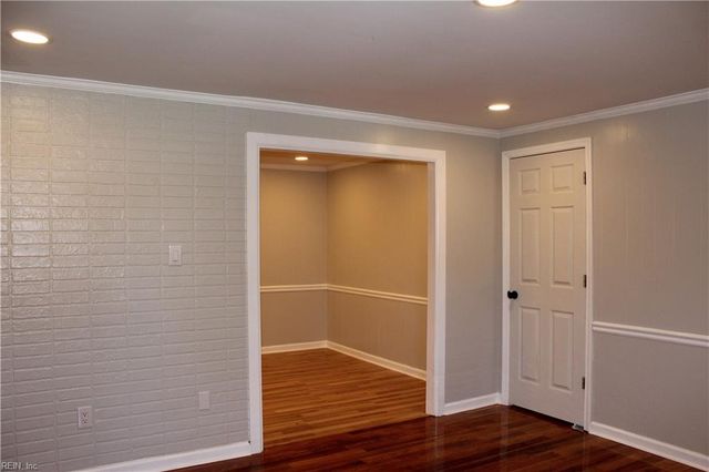 2004 Winfree RD, Hampton, VA 23663