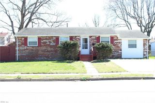 2004 Winfree RD, Hampton, VA 23663