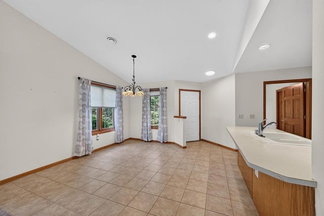 669 Springbrook Circle, Deforest, WI 53532