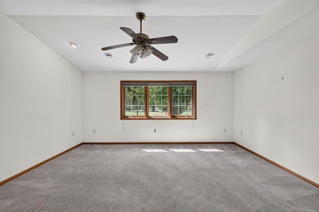 669 Springbrook Circle, Deforest, WI 53532