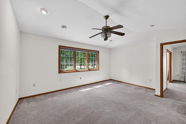 669 Springbrook Circle, Deforest, WI 53532