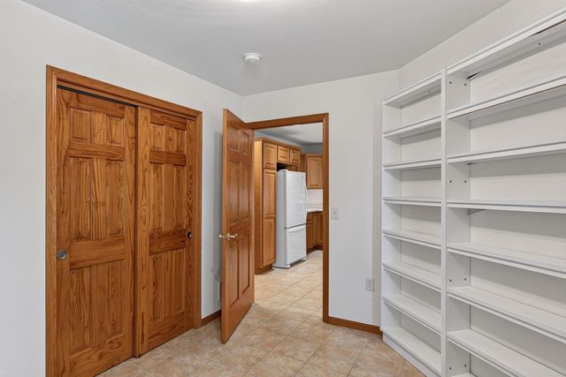 669 Springbrook Circle, Deforest, WI 53532