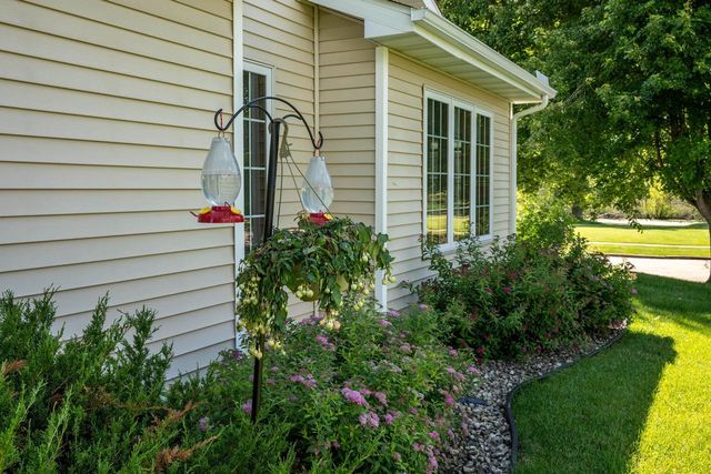 669 Springbrook Circle, Deforest, WI 53532