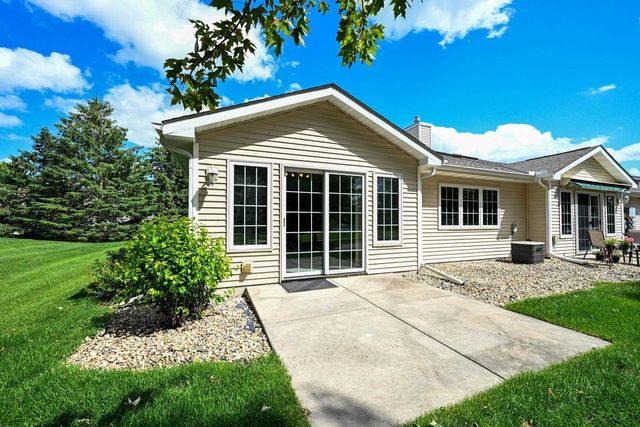 669 Springbrook Circle, Deforest, WI 53532