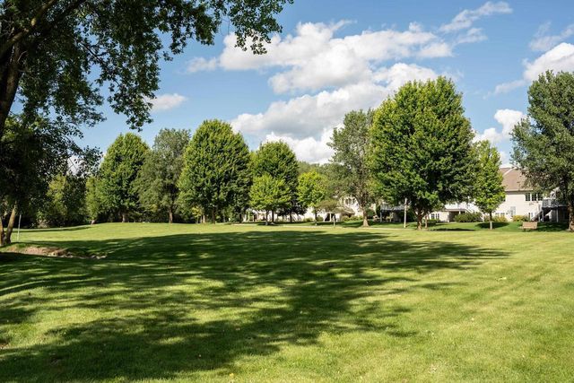 669 Springbrook Circle, Deforest, WI 53532