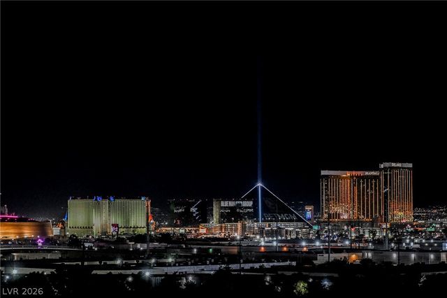 4381 West Flamingo Road 912, Las Vegas, NV 89103