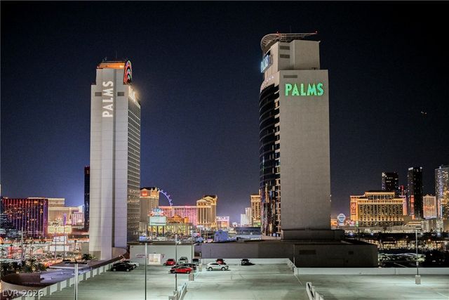 4381 West Flamingo Road 912, Las Vegas, NV 89103