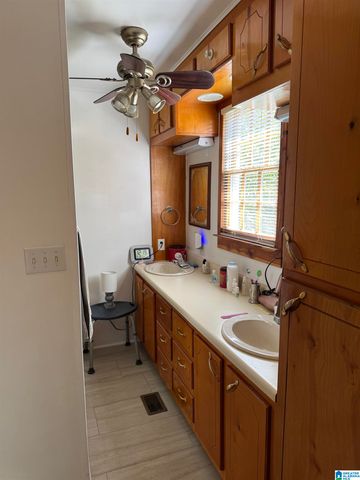 206R W GLADE ROAD, Anniston, AL 36206