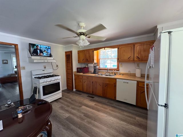 206R W GLADE ROAD, Anniston, AL 36206