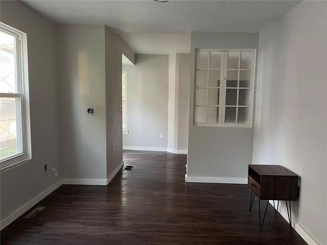 222 HASTINGS AVE, Oakdale, PA 15071