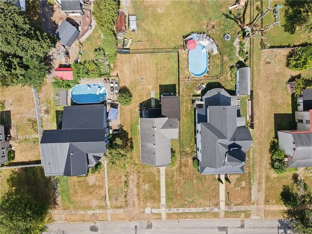 222 HASTINGS AVE, Oakdale, PA 15071