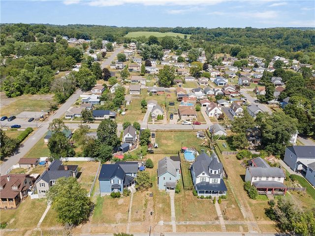 222 HASTINGS AVE, Oakdale, PA 15071