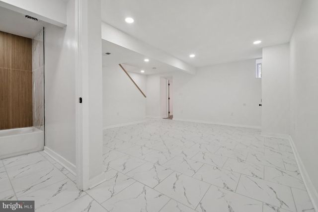 3004 OAKLEY AVE, Baltimore, MD 21215