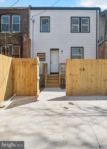 3004 OAKLEY AVE, Baltimore, MD 21215