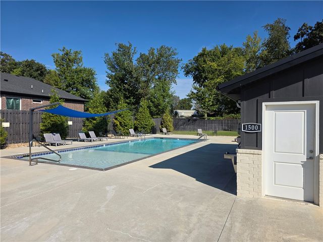 1581 Bristol Lane, Centerton, AR 72719