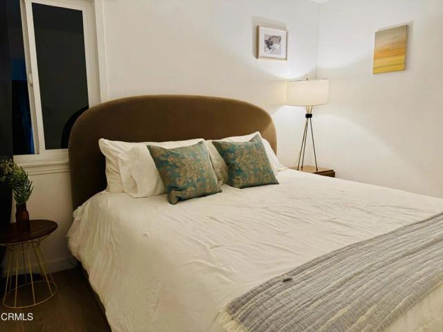 1086 Hollygrove Lane, Altadena, CA 91001