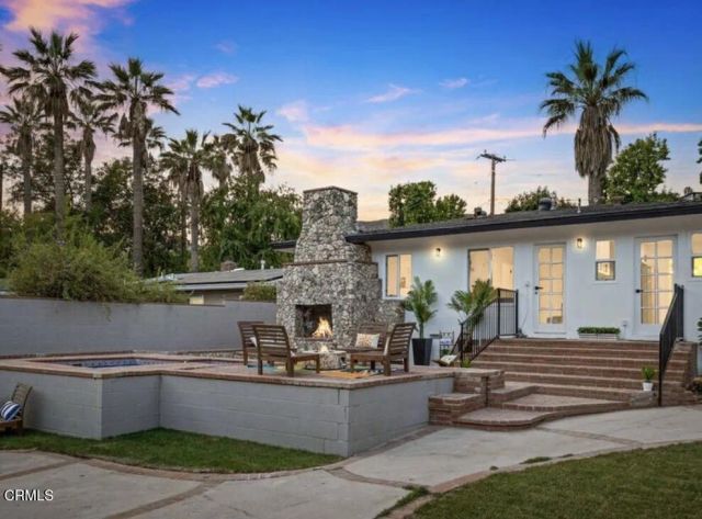 1086 Hollygrove Lane, Altadena, CA 91001