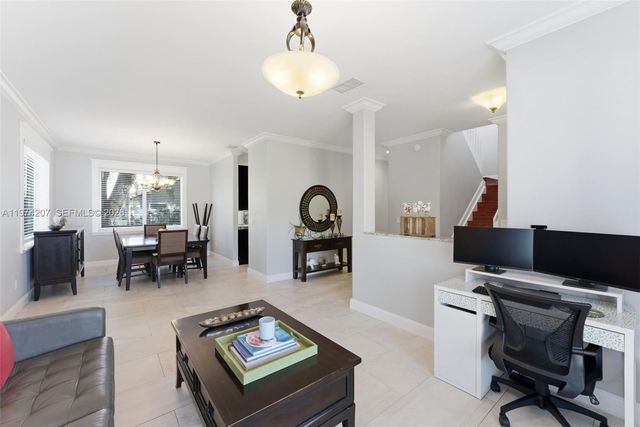 1521 NW 178th Ter, Pembroke Pines, FL 33029