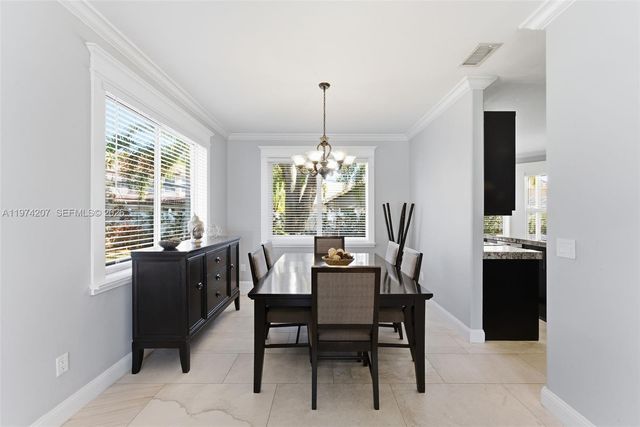 1521 NW 178th Ter, Pembroke Pines, FL 33029