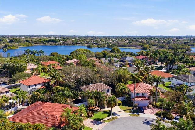 1521 NW 178th Ter, Pembroke Pines, FL 33029