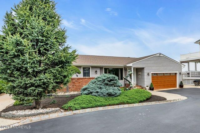 632 Princeton Avenue, Brick, NJ 08724