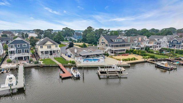 632 Princeton Avenue, Brick, NJ 08724
