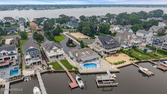 632 Princeton Avenue, Brick, NJ 08724