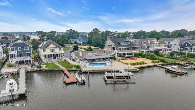 632 Princeton Avenue, Brick, NJ 08724
