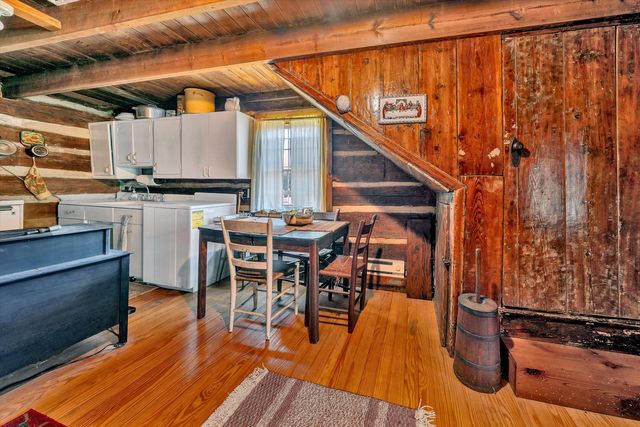 1155 Gaston RD, Vinton, VA 24179