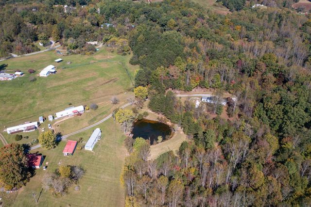 1155 Gaston RD, Vinton, VA 24179